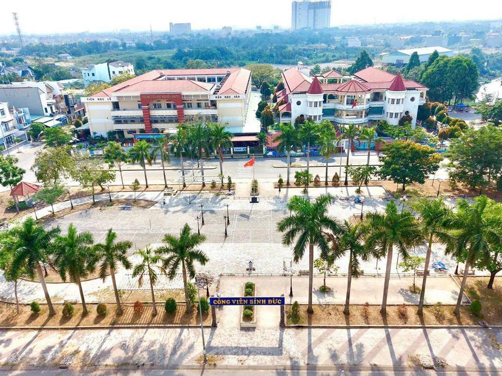 Chỉ 4.765 tỷ nhà phố đã có sổ hồng riêng 179.1m2 sàn bình chiểu, thủ đức