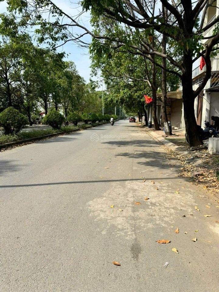 Bán nhà hẻm xe hơi ngô chí quốc | 52m | 3 tầng | 2pn | giá 4.3 tỷ