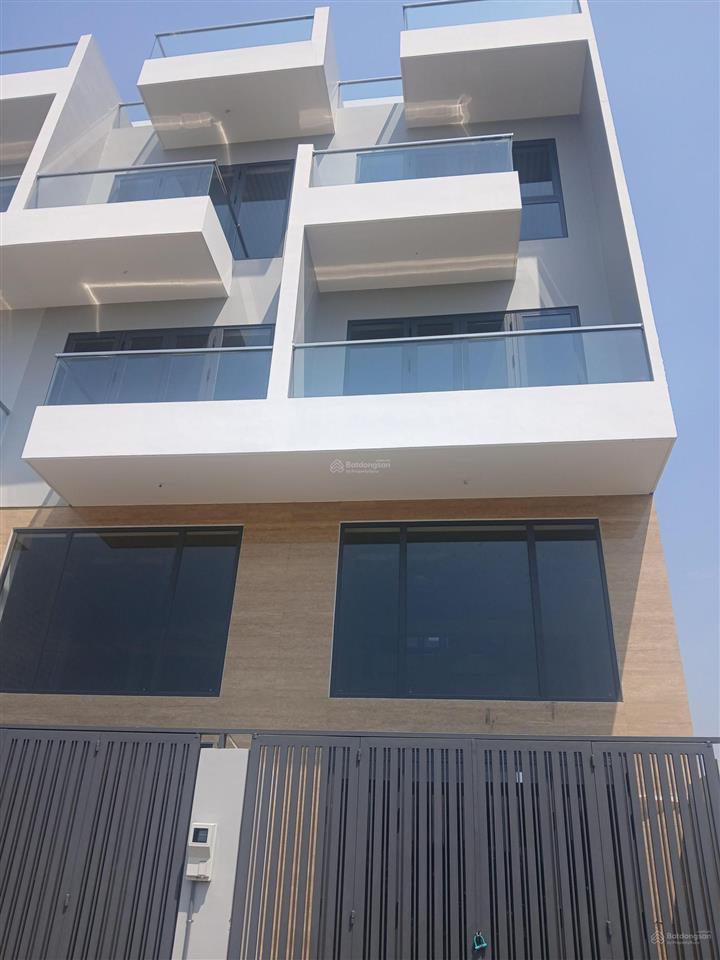 Bán nhà mới 5 tầng kcn linh trung 2 thủ đức, 54m², 4.72 tỷ