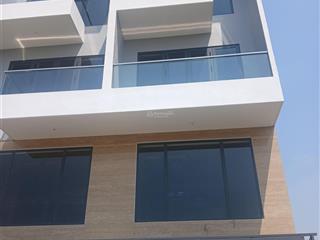 Bán nhà mới 5 tầng kcn linh trung 2 thủ đức, 54m², 4.72 tỷ