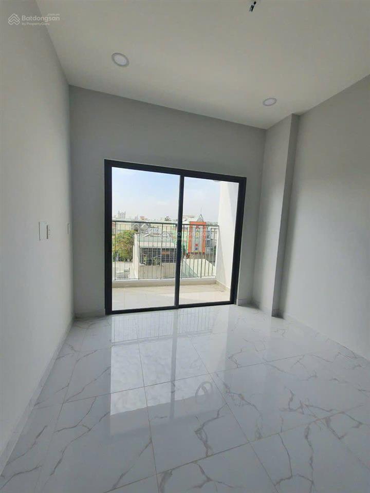 Bán căn hộ charm 2 phòng ngủ, dĩ an giá 2,3 tỷ, căn thấp tầng
