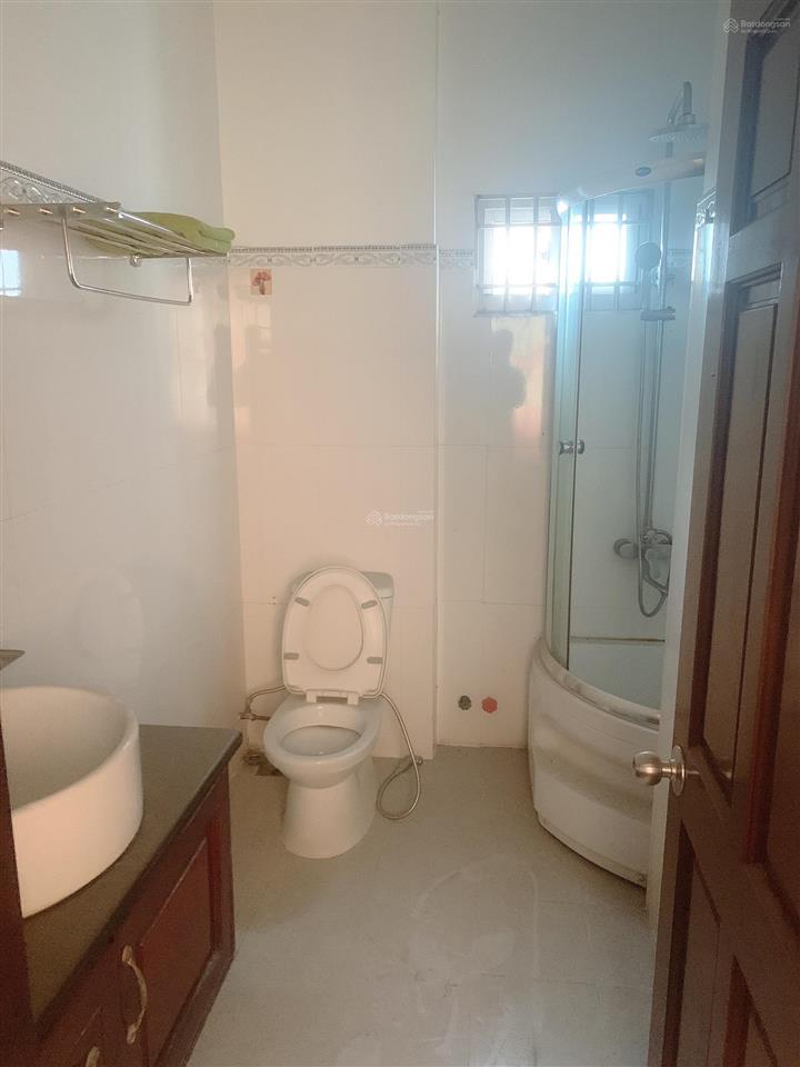 Bán nhà 5 tầng mặt tiền đường ngay trường thọ, thủ đức  diện tích 95m2  không quy hoạch, lộ giới