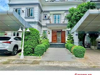 Bán biệt thự 3 tầng ngay trung tâm thủ đức  diện tích 379m2  giá giảm còn 55 tỷ thương lượng