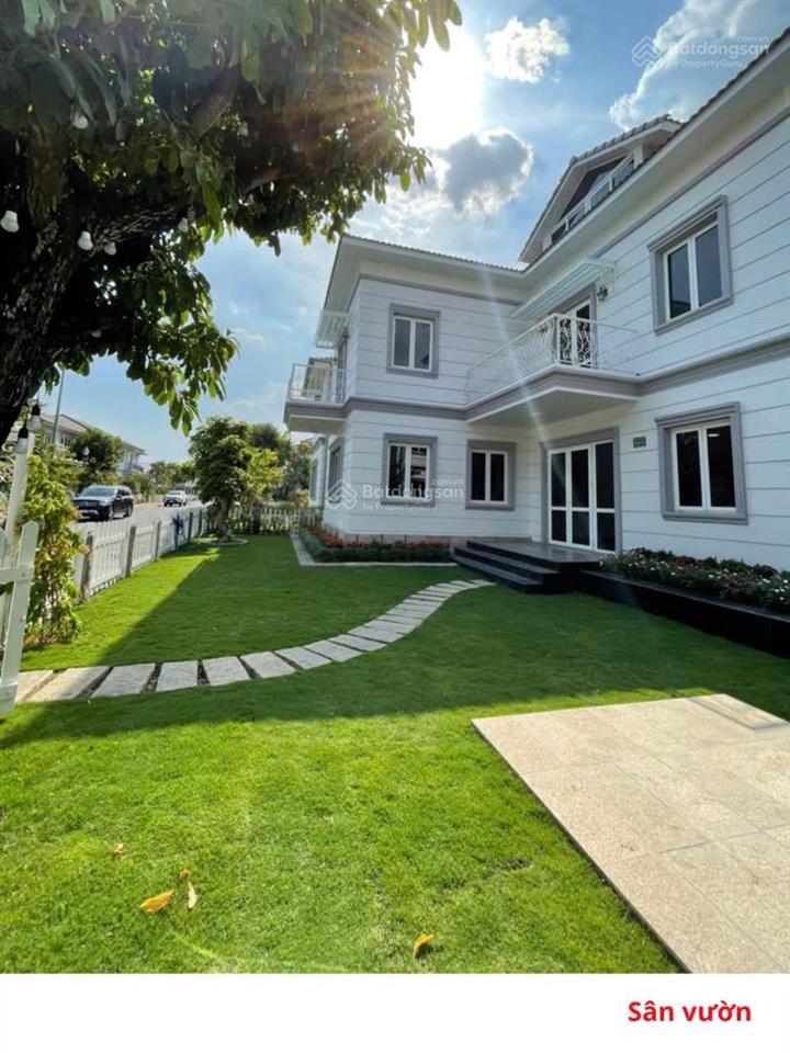 Bán biệt thự 3 tầng ngay trung tâm thủ đức  diện tích 379m2  giá giảm còn 55 tỷ thương lượng