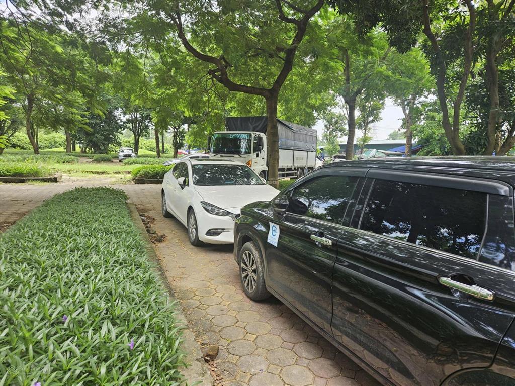 Cho thuê văn phòng diện tích 70m2 ngay khu vực trung tâm hoàng mai đông đúc