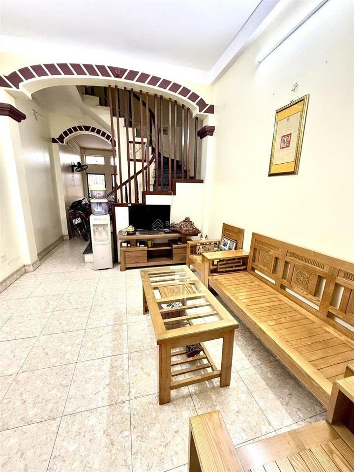 Nhà riêng 40m2 x 3 tầng, 4 ngủ  thúy lĩnh  lĩnh nam  hoàng mai