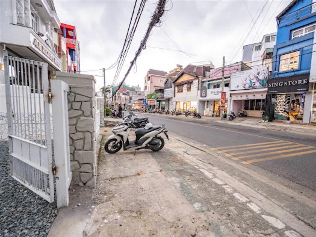 Mặt tiền kinh doanh đà lạt trên trục bùi thị xuân trung tâm đà lạt,