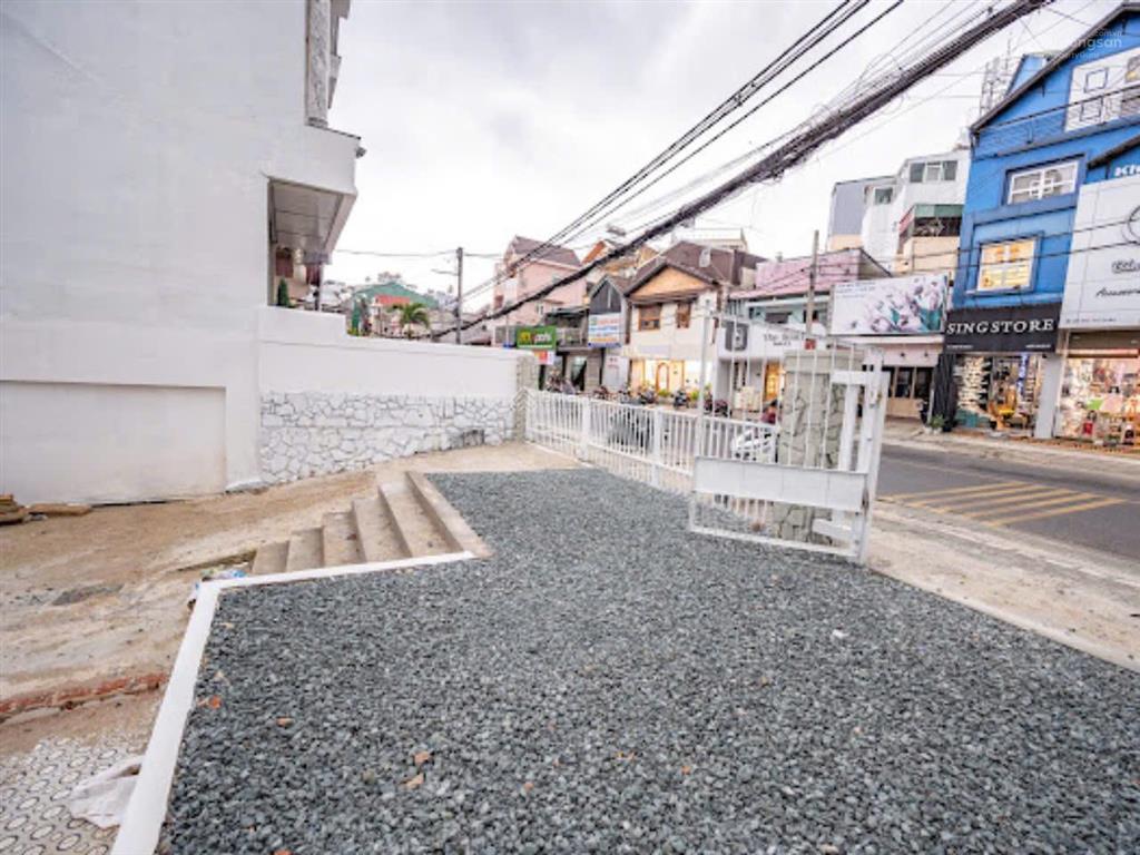 Mặt tiền kinh doanh đà lạt trên trục bùi thị xuân trung tâm đà lạt,