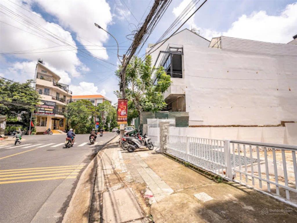 Mặt tiền kinh doanh đà lạt trên trục bùi thị xuân trung tâm đà lạt,