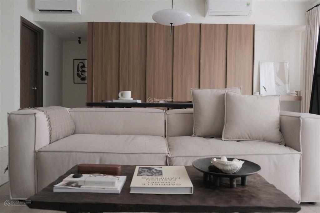 Rổ hàng saigon royal  nhiều căn độc quyền  ot từ 12tr, 1pn+ từ 17tr, 2pn2wc từ 24tr, 3pn 38tr