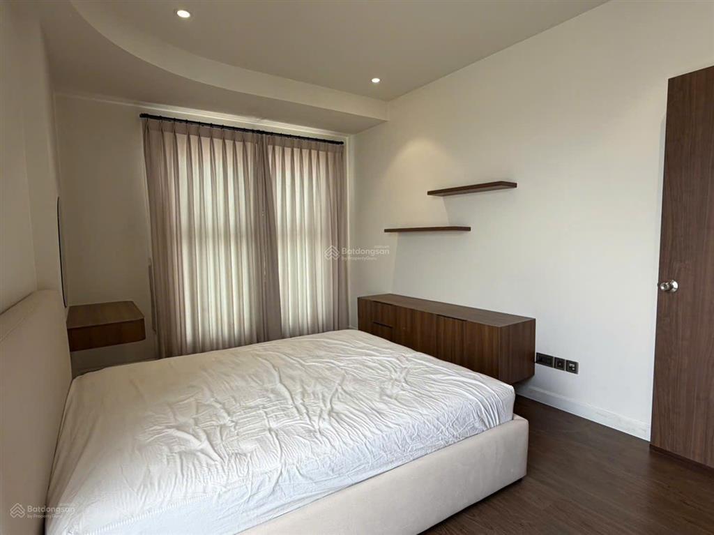 Rổ hàng saigon royal  nhiều căn độc quyền  ot từ 12tr, 1pn+ từ 17tr, 2pn2wc từ 24tr, 3pn 38tr