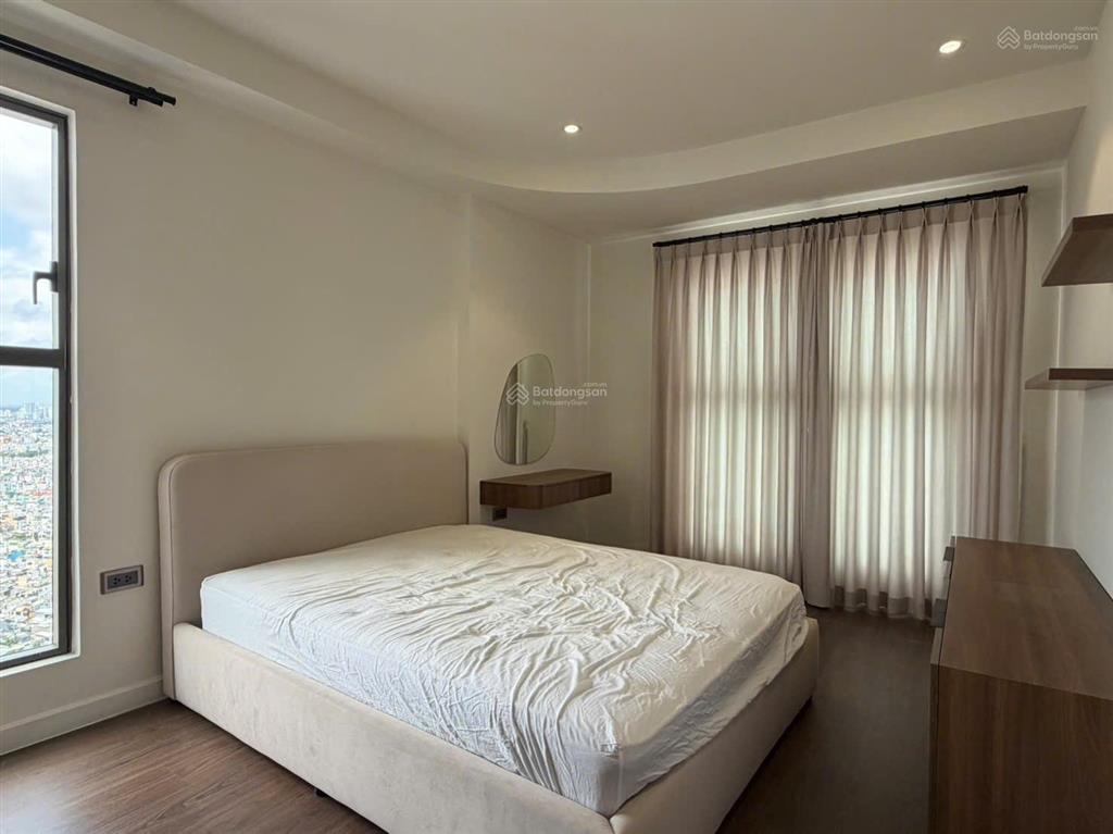 Rổ hàng saigon royal  nhiều căn độc quyền  ot từ 12tr, 1pn+ từ 17tr, 2pn2wc từ 24tr, 3pn 38tr