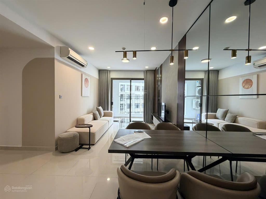 Cho thuê 2pn saigon royal nhà đẹp giá chỉ 25tr/tháng