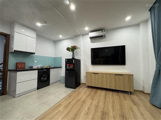 Cho thuê căn hộ dịch vụ tại tôn đức thắng, xã đàn diện tích 50m2, có ban công giá 8 triệu/ tháng