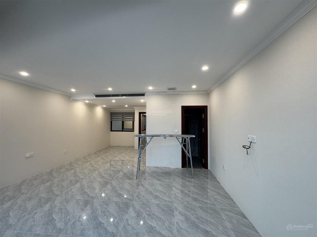 Chính chủ bán nhà mặt phố trần quốc toản, hoàn kiếm  diện tích 85m  4 tầng  giá 57,5 tỷ