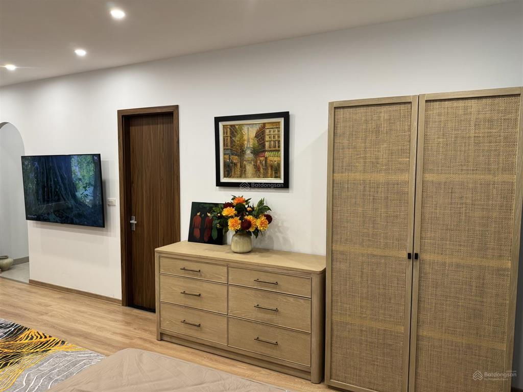 Cho thuê căn hộ tại phố tôn đức thắng, hồ văn chương, diện tích 50m2 1 ngủ full đồ,mới tinh