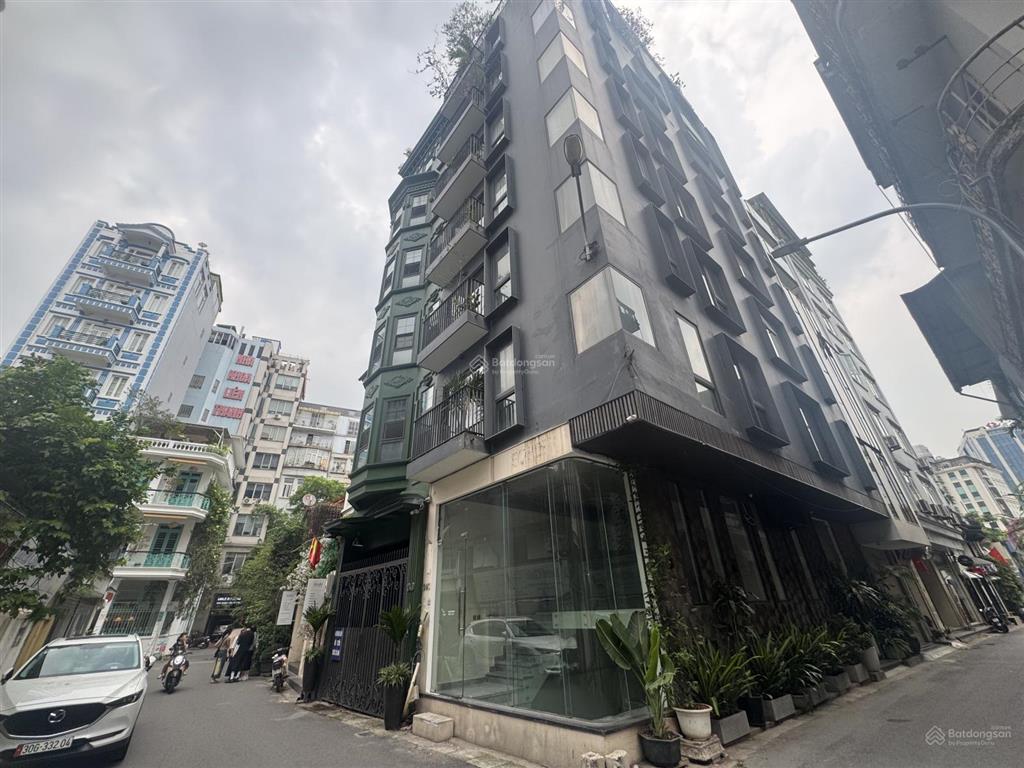Chính chủ bán mặt phố hạ hồi, hoàn kiếm, diện tích, 70m2 5 tầng, mặt tiền đẹp, giá 45 tỷ