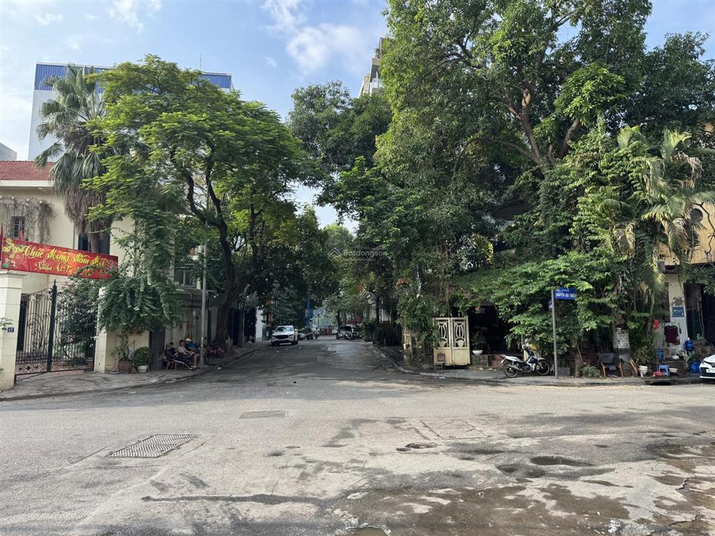 Mặt phố liên trì, nguyễn du, hoàn kiếm, dt 160m, 5 tầng, mt 10m, giá 110 tỷ