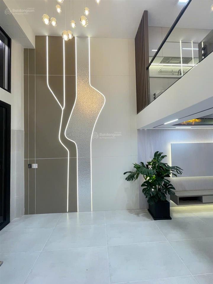 Chỉ 15 tỷ sở hữu 1 căn duy nhất ngay mặt tiền kinh doanh trường chinh đoạn đẹp dt 4,2x16m  5 tầng