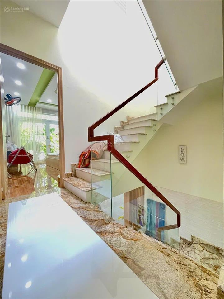 Bán nhà ngay khu bàu cát số 7.8.9  hẻm xe hơi  dt 4x16m  4 tầng  giá chỉ 10 tỷ nhỉnh