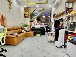 Bán nhà ngay khu bàu cát số 7.8.9  hẻm xe hơi  dt 4x16m  hầm 4 tầng  giá chỉ 10 tỷ nhỉnh