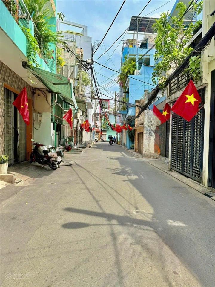 Hẻm xe hơi tránh nhau lý thường kiệt ngay khu bắc hải  dt 8x17m  trệt 2 lầu giá chỉ 23 tỷ