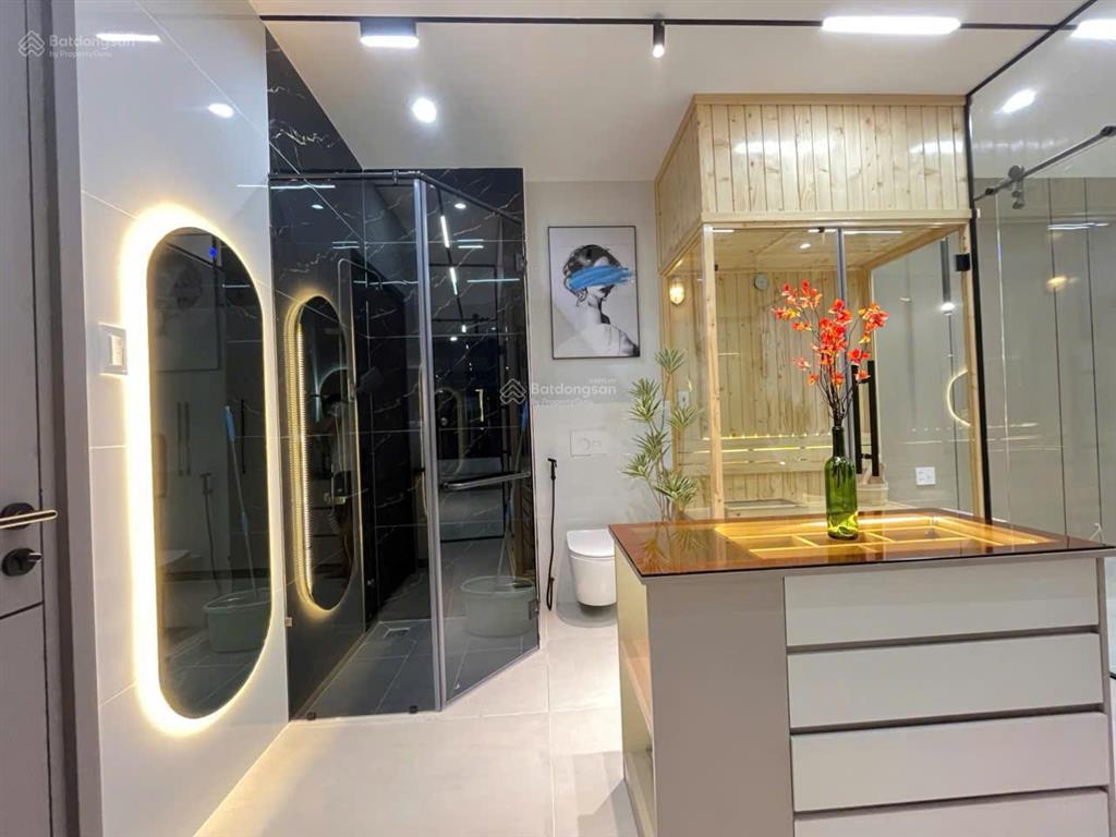 Hẻm xe hơi cộng hòa  hoàng hoa thám  dt 5x15m  3 tầng  chỉ 12 tỷ hơn