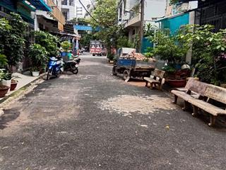 Ngay khu bàu cát số  diện tích 4x18m  trệt 2 lầu sân thượng giá chỉ 11 tỷ hơn