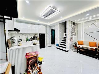 Hẻm xe hơi 8m cộng hòa  dt 4.5x20m  hầm 5 tầng có thang máy chỉ 19 tỷ