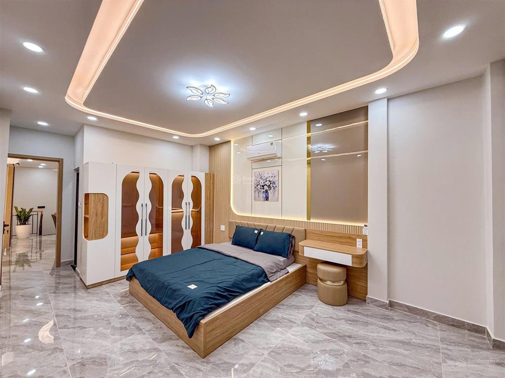 Hẻm xe hơi cộng hòa ngay khu sân bay p13 tân bình  diện tích khủng 6.5x25m  3 tầng giá chỉ 21 tỷ