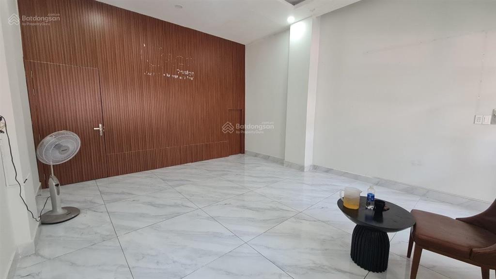 Mặt bằng cityland giá rẻ làm văn phòng đại diện chỉ 8,7tr/tháng
