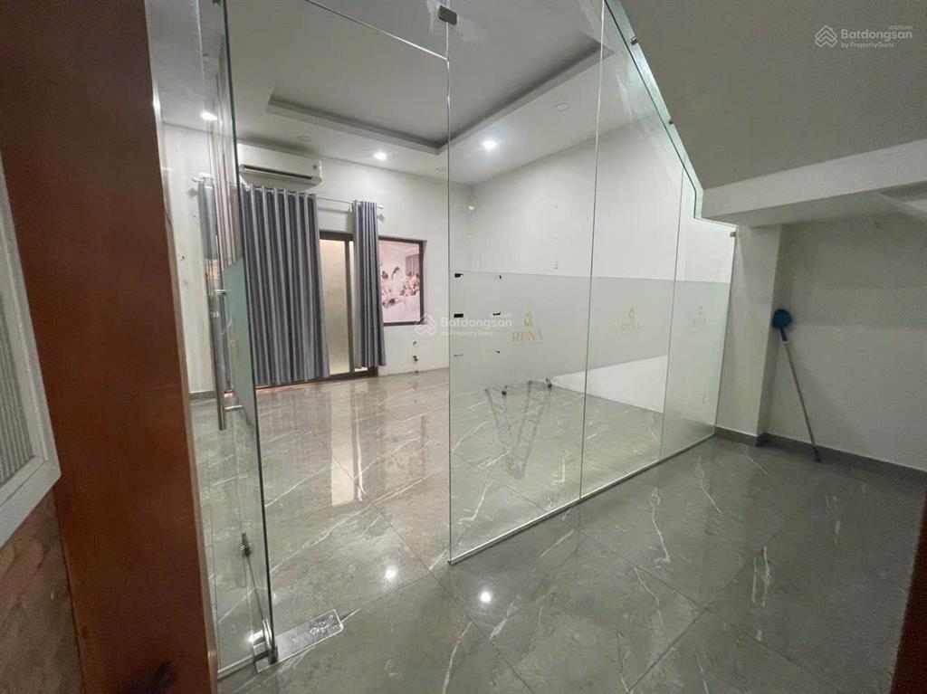 Mặt bằng cityland giá rẻ làm văn phòng đại diện chỉ 8,7tr/tháng