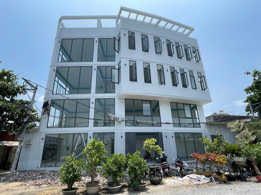 Cho thuê nhà 2 mặt tiền đắc địa  góc ngã 3 bờ kênh tham lương  kinh doanh cực đỉnh