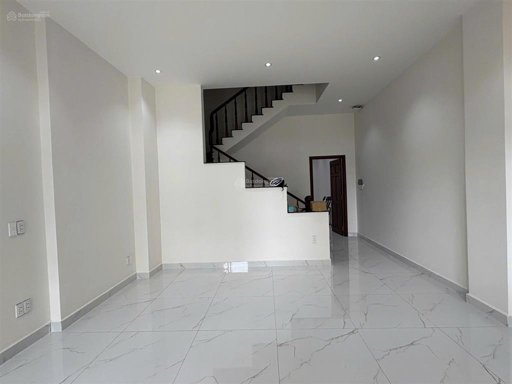 Cityland park hills  nhà phố có hầm  giá từ 40tr/th cho thuê lâu dài