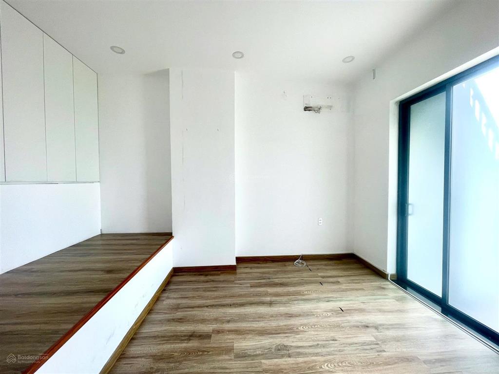 Cho thuê góc 2 mặt tiền cityland park hills giá 80tr/tháng vị trí đắc địa làm trụ sở doanh nghiệp