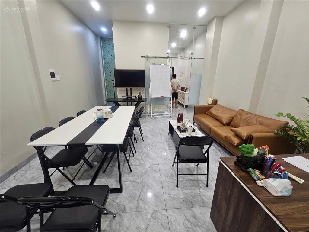 Văn phòng  mặt bằng cityland 30m2, chỉ 9  14tr/tháng