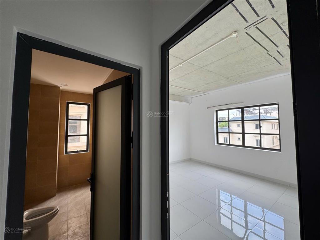 Cho thuê nhà mặt phố, 150 triệu, 200m2, tại cityland park hills, nguyễn văn lượng