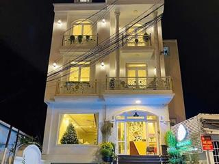 Cho thuê và sang nhượng homestay villa đường Nguyễn Trung Trực - Đà Lạt giá 35 triệu