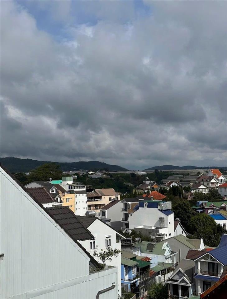 Cho thuê khách sạn 12 phòng 28 triệu/tháng phường 6 Đà Lạt