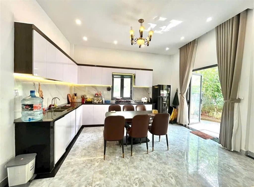 Cho thuê Villa Sân Vườn Vạn Thành, Phường 5, Đà Lạt 18 triệu/tháng