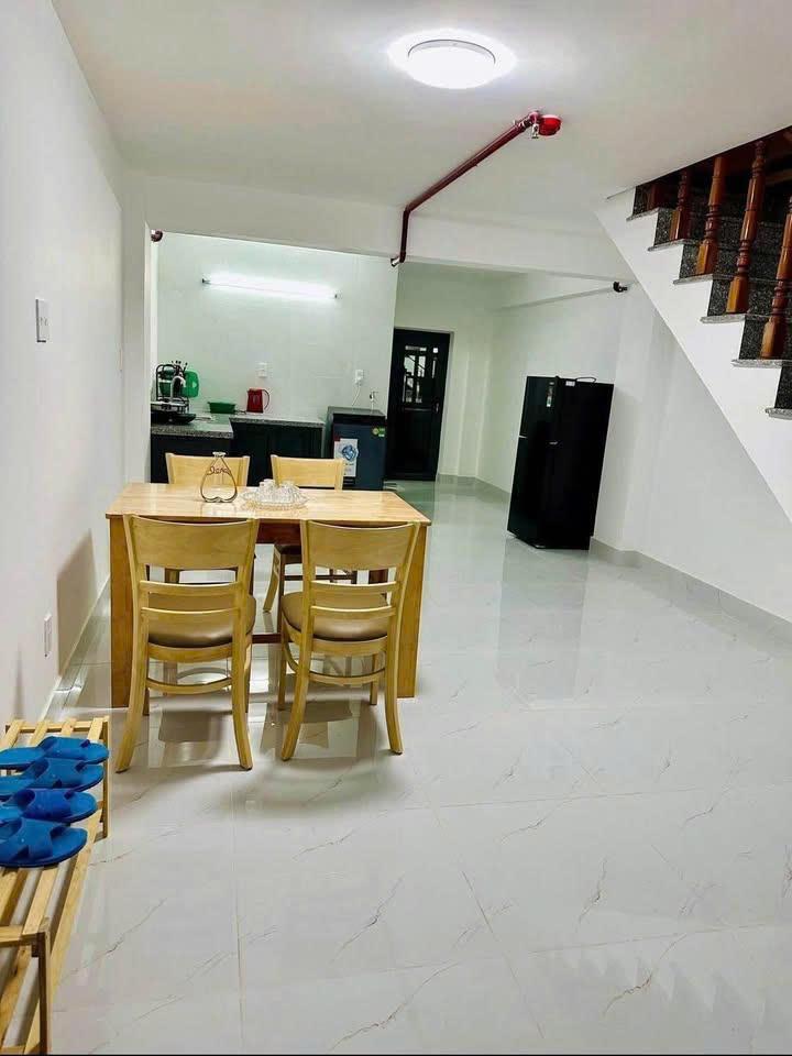 Cho thuê căn hộ Nguyễn Đình Quân phường 5 Đà Lạt 5.5 triệu/tháng