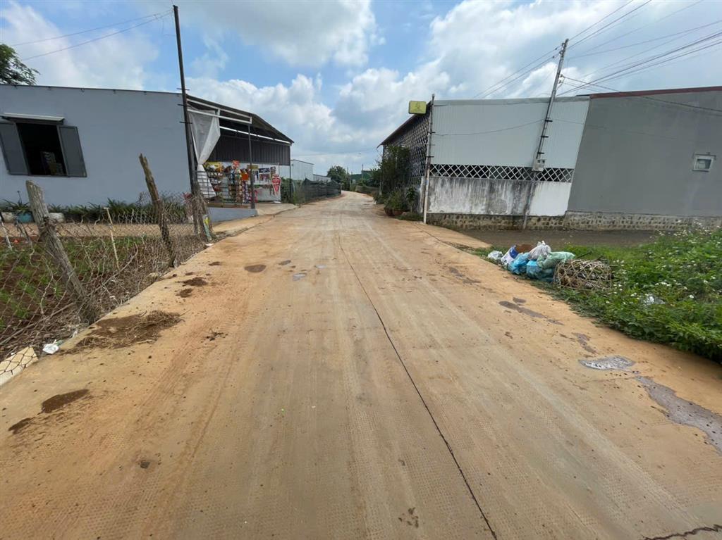 Bán164m2 đất gần hồ Nam Sơn Liên Nghĩa Đức Trọng Lâm Đồng Giá 2 tỷ 350 triệu.