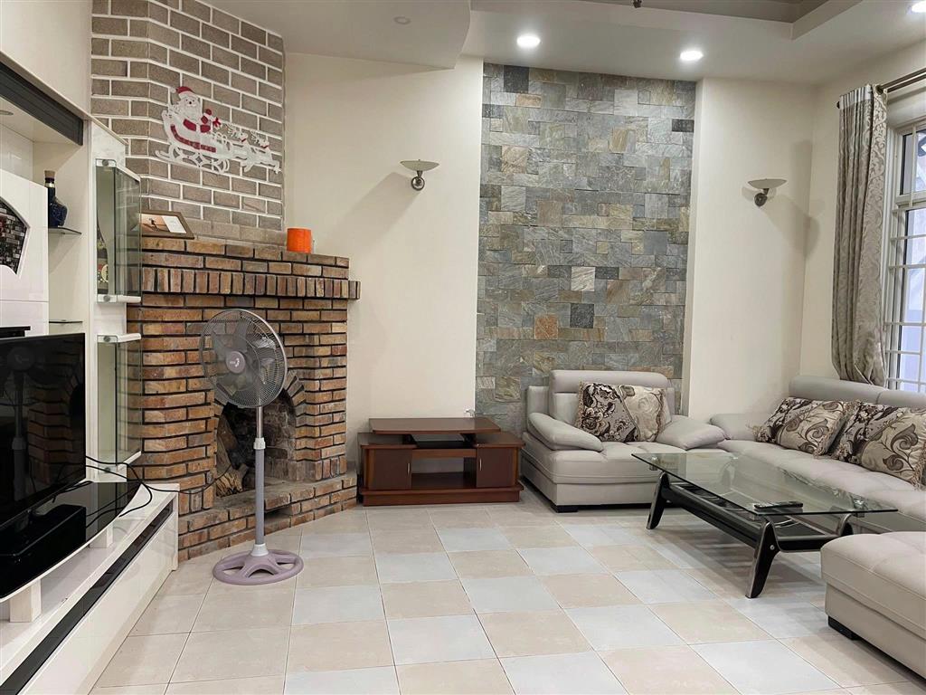 Cho thuê villa Triệu Việt Vương giá 35 triệu 9 phòng ngủ tại Đà Lạt Lâm Đồng