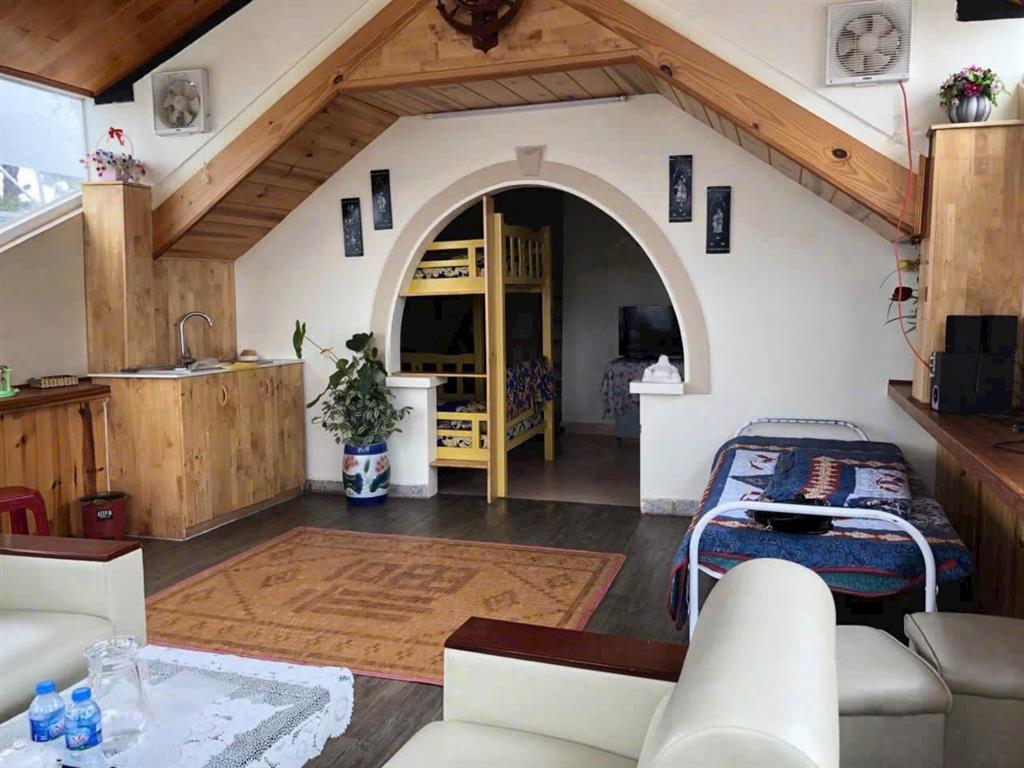 Cho thuê nhà 2 mặt tiền Đặng Thái Thân hơn 300m2 giá 20 triệu tại Đà Lạt Lâm Đồng