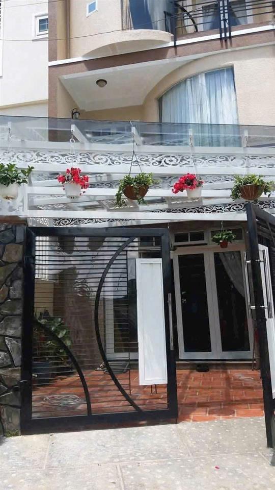 Cho thuê nhà 2 mặt tiền Đặng Thái Thân hơn 300m2 giá 20 triệu tại Đà Lạt Lâm Đồng