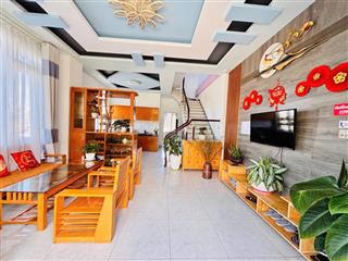 Cho thuê villa view rừng thông full nội thất có sân rộng giá 20 triệu đường Nguyễn Đình