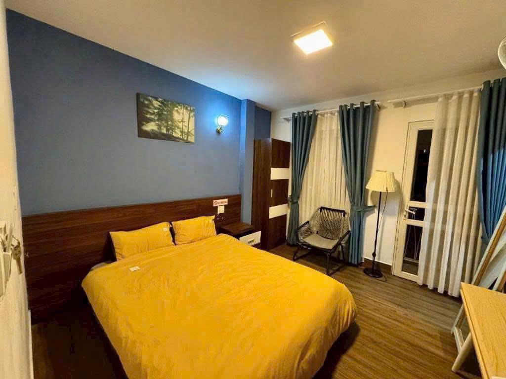 Sang nhượng khách sạn 20 phòng có sân vườn view phố giá 42 triệu đường Đào Duy Từ Đà Lạt