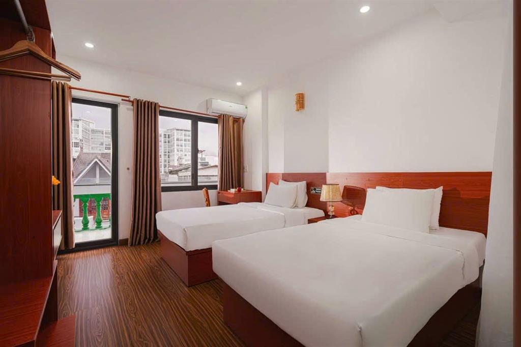 Cho thuê khách sạn 3 sao 43 phòng kinh doanh khu bảng đồng trung tâm Đà Lạt giá 280 triệu