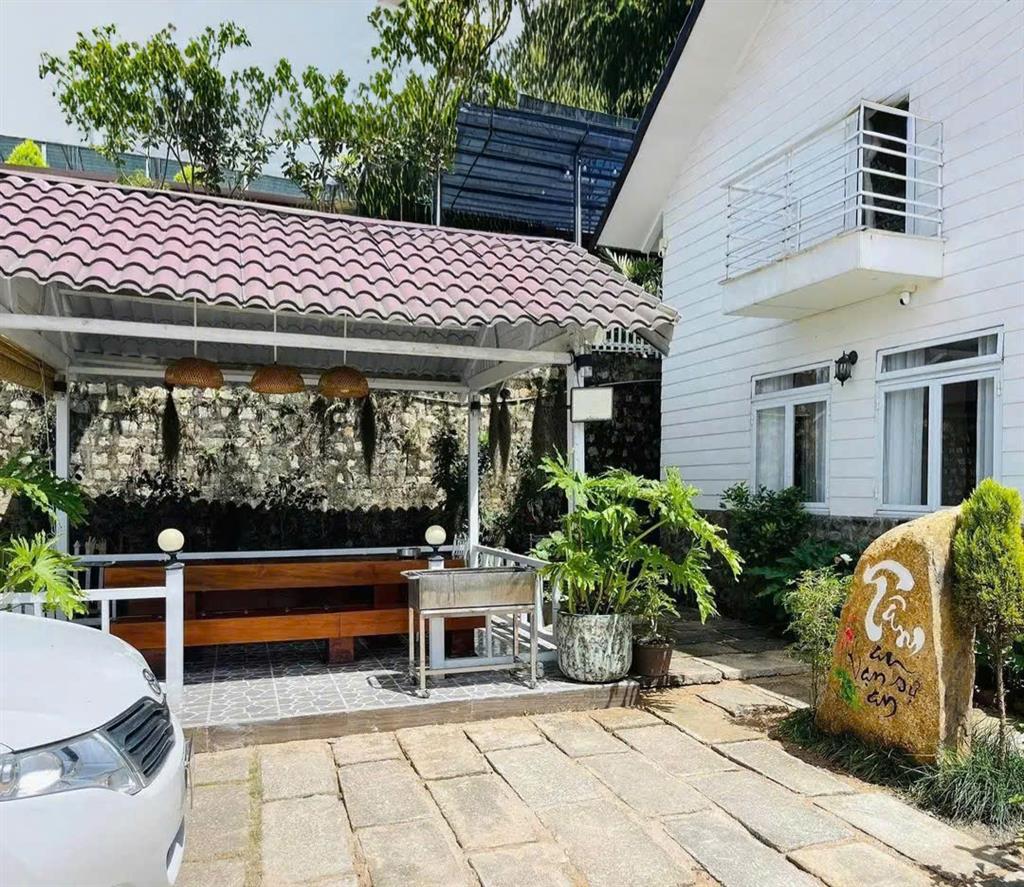 Cho thuê homestay 4 phòng ngủ sân vườn sân BBQ giá 30 triệu tại Triệu Việt Vương Đà Lạt