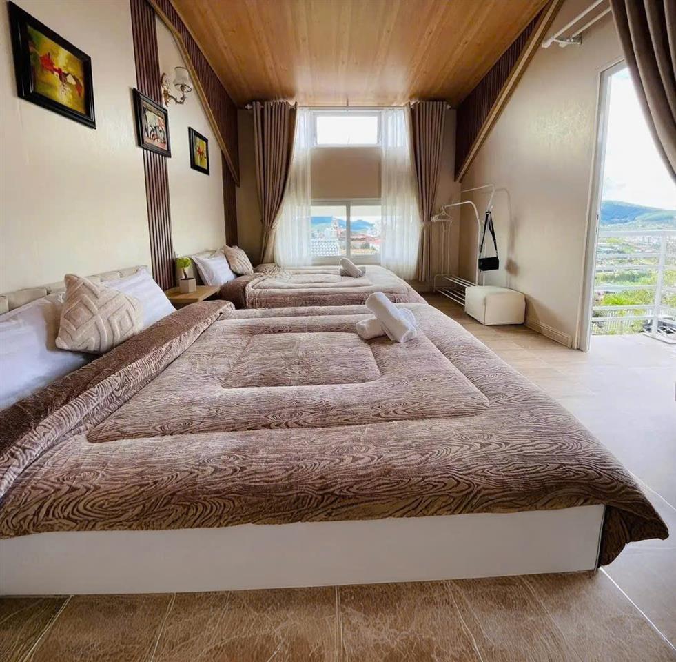 Cho thuê homestay 4 phòng ngủ sân vườn sân BBQ giá 30 triệu tại Triệu Việt Vương Đà Lạt
